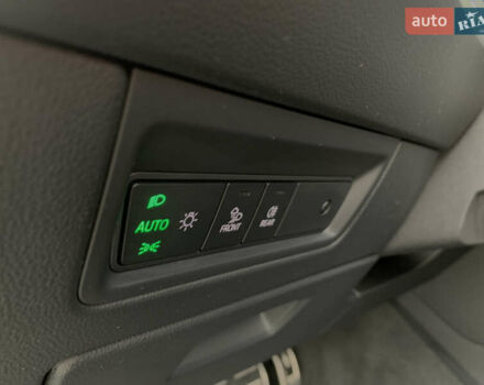 Білий Фольксваген Туарег, об'ємом двигуна 2.99 л та пробігом 88 тис. км за 64000 $, фото 12 на Automoto.ua