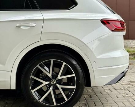 Білий Фольксваген Туарег, об'ємом двигуна 2.97 л та пробігом 77 тис. км за 64900 $, фото 20 на Automoto.ua