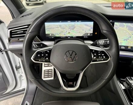 Білий Фольксваген Туарег, об'ємом двигуна 2.97 л та пробігом 77 тис. км за 64900 $, фото 39 на Automoto.ua