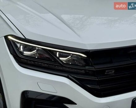 Білий Фольксваген Туарег, об'ємом двигуна 2.97 л та пробігом 79 тис. км за 63700 $, фото 10 на Automoto.ua