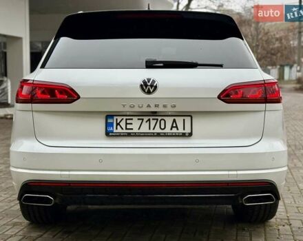 Білий Фольксваген Туарег, об'ємом двигуна 2.97 л та пробігом 79 тис. км за 63700 $, фото 21 на Automoto.ua