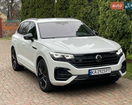 Білий Фольксваген Туарег, об'ємом двигуна 2.97 л та пробігом 100 тис. км за 63999 $, фото 7 на Automoto.ua