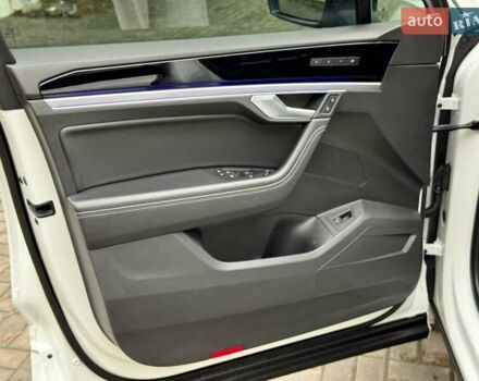 Білий Фольксваген Туарег, об'ємом двигуна 2.97 л та пробігом 79 тис. км за 63700 $, фото 28 на Automoto.ua