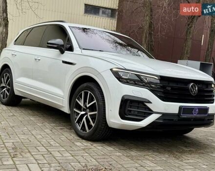 Білий Фольксваген Туарег, об'ємом двигуна 2.97 л та пробігом 79 тис. км за 63700 $, фото 12 на Automoto.ua