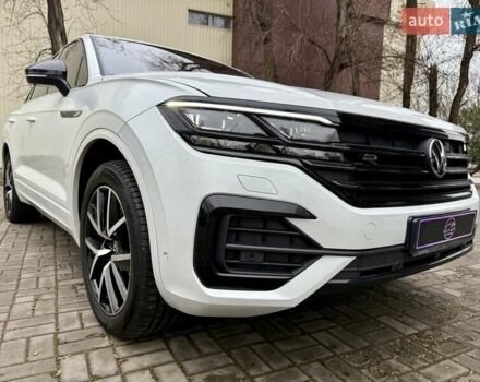 Білий Фольксваген Туарег, об'ємом двигуна 2.97 л та пробігом 79 тис. км за 63700 $, фото 14 на Automoto.ua