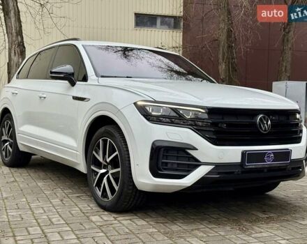 Білий Фольксваген Туарег, об'ємом двигуна 2.97 л та пробігом 79 тис. км за 63700 $, фото 11 на Automoto.ua