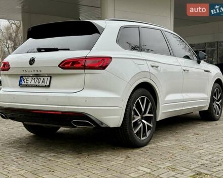 Білий Фольксваген Туарег, об'ємом двигуна 2.97 л та пробігом 79 тис. км за 63700 $, фото 19 на Automoto.ua