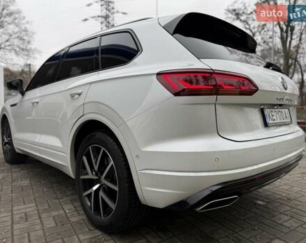 Білий Фольксваген Туарег, об'ємом двигуна 2.97 л та пробігом 79 тис. км за 63700 $, фото 23 на Automoto.ua