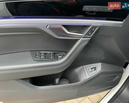 Білий Фольксваген Туарег, об'ємом двигуна 2.97 л та пробігом 100 тис. км за 63999 $, фото 20 на Automoto.ua