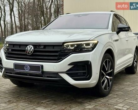 Білий Фольксваген Туарег, об'ємом двигуна 2.97 л та пробігом 79 тис. км за 63700 $, фото 4 на Automoto.ua