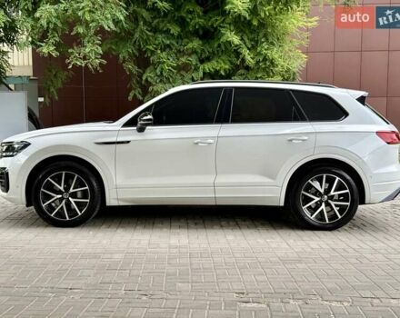 Білий Фольксваген Туарег, об'ємом двигуна 2.97 л та пробігом 77 тис. км за 64900 $, фото 21 на Automoto.ua