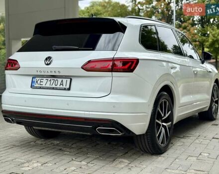Білий Фольксваген Туарег, об'ємом двигуна 2.97 л та пробігом 77 тис. км за 64900 $, фото 14 на Automoto.ua