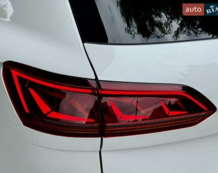 Білий Фольксваген Туарег, об'ємом двигуна 2.97 л та пробігом 77 тис. км за 64900 $, фото 17 на Automoto.ua