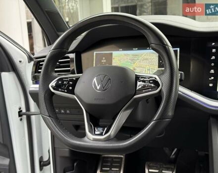 Білий Фольксваген Туарег, об'ємом двигуна 2.97 л та пробігом 79 тис. км за 63700 $, фото 38 на Automoto.ua