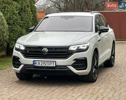 Білий Фольксваген Туарег, об'ємом двигуна 2.97 л та пробігом 100 тис. км за 63999 $, фото 10 на Automoto.ua