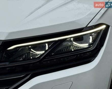 Білий Фольксваген Туарег, об'ємом двигуна 2.97 л та пробігом 79 тис. км за 63700 $, фото 8 на Automoto.ua