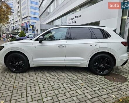 Белый Фольксваген Туарег, объемом двигателя 3 л и пробегом 32 тыс. км за 76890 $, фото 11 на Automoto.ua