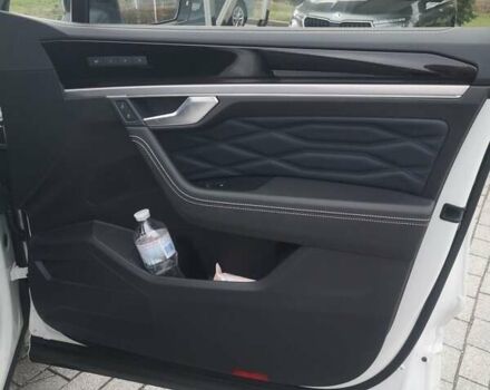 Белый Фольксваген Туарег, объемом двигателя 3 л и пробегом 55 тыс. км за 85500 $, фото 26 на Automoto.ua