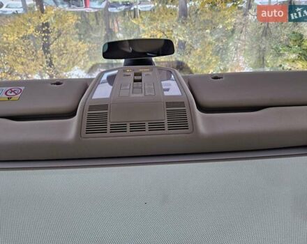 Белый Фольксваген Туарег, объемом двигателя 3 л и пробегом 32 тыс. км за 76890 $, фото 45 на Automoto.ua