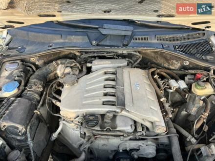 Фольксваген Туарег 2005 у Новой Ушице на Automoto.ua Білий Фольксваген Туарег, об'ємом двигуна 3.2 л та пробігом 350 тис. км за 8300 $, фото 1 на Automoto.ua