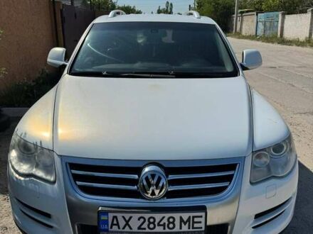 Білий Фольксваген Туарег, об'ємом двигуна 3 л та пробігом 192 тис. км за 11900 $, фото 1 на Automoto.ua