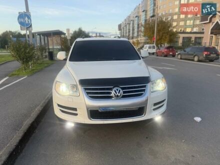 Фольксваген Туарег 2009 в Черновцах на Automoto.ua Белый Фольксваген Туарег, объемом двигателя 3 л и пробегом 280 тыс. км за 12000 $, фото 1 на Automoto.ua