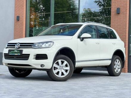 Фольксваген Туарег 2010 в Киеве на Automoto.ua Белый Фольксваген Туарег, объемом двигателя 3 л и пробегом 257 тыс. км за 15990 $, фото 1 на Automoto.ua