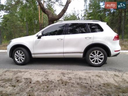 Білий Фольксваген Туарег, об'ємом двигуна 2.97 л та пробігом 183 тис. км за 17900 $, фото 1 на Automoto.ua