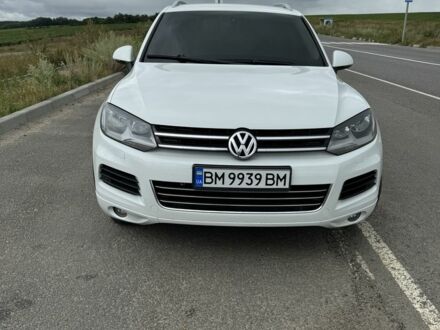 Фольксваген Туарег 2012 у Сумах на Automoto.ua Білий Фольксваген Туарег, об'ємом двигуна 3 л та пробігом 157 тис. км за 17700 $, фото 1 на Automoto.ua