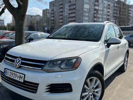 Фольксваген Туарег 2012 в Кременчуге на Automoto.ua Белый Фольксваген Туарег, объемом двигателя 2.97 л и пробегом 337 тыс. км за 17900 $, фото 1 на Automoto.ua