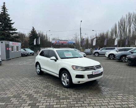 Білий Фольксваген Туарег, об'ємом двигуна 3 л та пробігом 228 тис. км за 17500 $, фото 1 на Automoto.ua