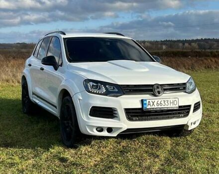 Белый Фольксваген Туарег, объемом двигателя 2.97 л и пробегом 226 тыс. км за 18888 $, фото 1 на Automoto.ua