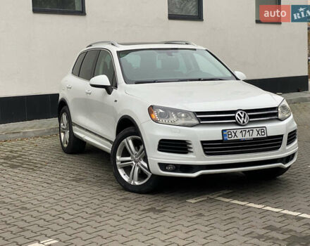 Белый Фольксваген Туарег, объемом двигателя 2.97 л и пробегом 260 тыс. км за 22500 $, фото 1 на Automoto.ua