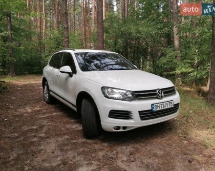 Белый Фольксваген Туарег, объемом двигателя 3.6 л и пробегом 176 тыс. км за 15800 $, фото 1 на Automoto.ua