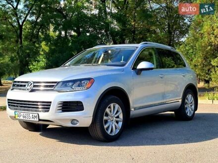 Фольксваген Туарег 2013 в Запорожье на Automoto.ua Белый Фольксваген Туарег, объемом двигателя 2.97 л и пробегом 195 тыс. км за 19700 $, фото 1 на Automoto.ua