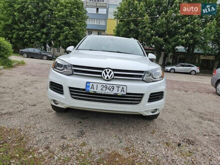 Белый Фольксваген Туарег, объемом двигателя 3.6 л и пробегом 214 тыс. км за 17799 $, фото 1 на Automoto.ua