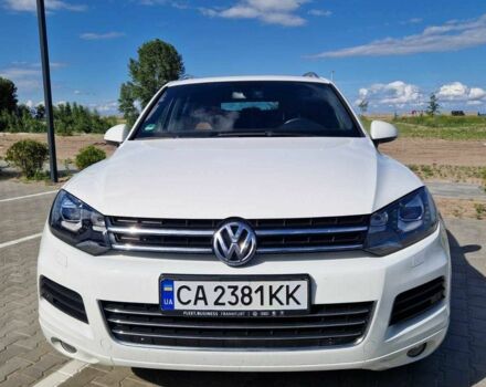Білий Фольксваген Туарег, об'ємом двигуна 3 л та пробігом 185 тис. км за 23000 $, фото 1 на Automoto.ua