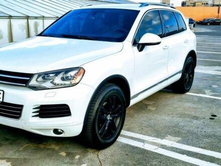 Фольксваген Туарег 2013 в Киеве на Automoto.ua Белый Фольксваген Туарег, объемом двигателя 3 л и пробегом 356 тыс. км за 19600 $, фото 1 на Automoto.ua