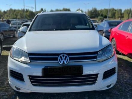 Белый Фольксваген Туарег, объемом двигателя 3.6 л и пробегом 138 тыс. км за 15300 $, фото 1 на Automoto.ua