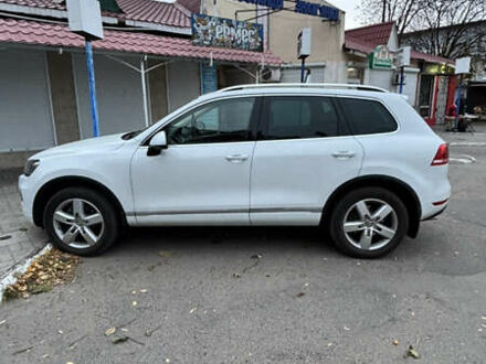 Фольксваген Туарег 2014 в Знаменке на Automoto.ua Белый Фольксваген Туарег, объемом двигателя 2.97 л и пробегом 182 тыс. км за 25000 $, фото 1 на Automoto.ua