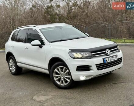 Белый Фольксваген Туарег, объемом двигателя 2.97 л и пробегом 290 тыс. км за 15900 $, фото 1 на Automoto.ua