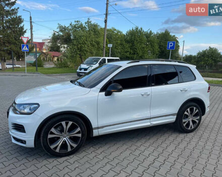 Білий Фольксваген Туарег, об'ємом двигуна 2.97 л та пробігом 270 тис. км за 22500 $, фото 1 на Automoto.ua
