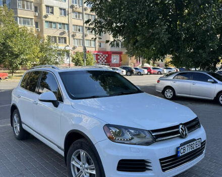Білий Фольксваген Туарег, об'ємом двигуна 2.97 л та пробігом 155 тис. км за 19700 $, фото 1 на Automoto.ua