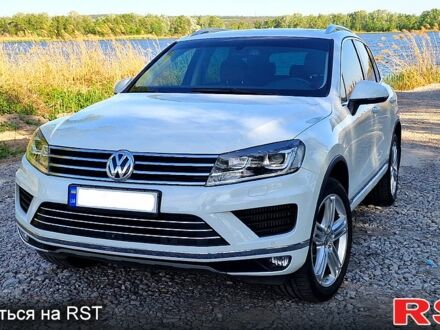 Фольксваген Туарег 2015 в Днепре (Днепропетровске) на Automoto.ua Белый Фольксваген Туарег, объемом двигателя 30 л и пробегом 117 тыс. км за 31900 $, фото 1 на Automoto.ua