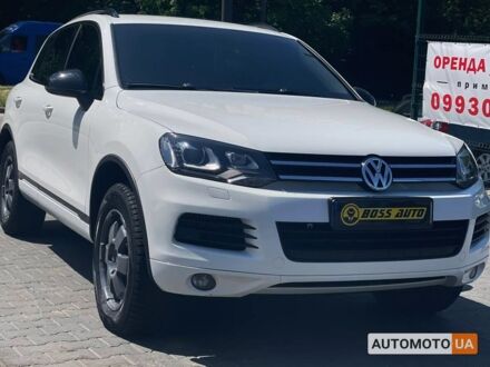 Фольксваген Туарег 2015 в Черновцах на Automoto.ua Белый Фольксваген Туарег, объемом двигателя 3 л и пробегом 184 тыс. км за 19000 $, фото 1 на Automoto.ua