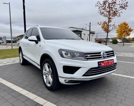 Фольксваген Туарег 2016 в Мукачеве на Automoto.ua Белый Фольксваген Туарег, объемом двигателя 3 л и пробегом 238 тыс. км за 22500 $, фото 1 на Automoto.ua
