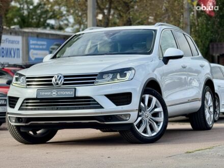 Белый Фольксваген Туарег, объемом двигателя 3 л и пробегом 196 тыс. км за 32900 $, фото 1 на Automoto.ua