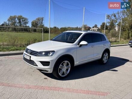 Белый Фольксваген Туарег, объемом двигателя 2.97 л и пробегом 153 тыс. км за 29900 $, фото 1 на Automoto.ua