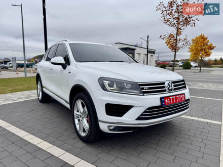 Фольксваген Туарег 2016 в Мукачеве на Automoto.ua Белый Фольксваген Туарег, объемом двигателя 3 л и пробегом 238 тыс. км за 22500 $, фото 1 на Automoto.ua