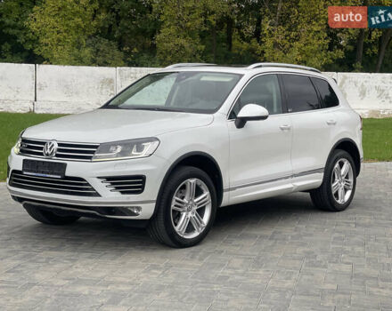 Фольксваген Туарег 2016 в Луцке на Automoto.ua Белый Фольксваген Туарег, объемом двигателя 2.97 л и пробегом 146 тыс. км за 33800 $, фото 1 на Automoto.ua